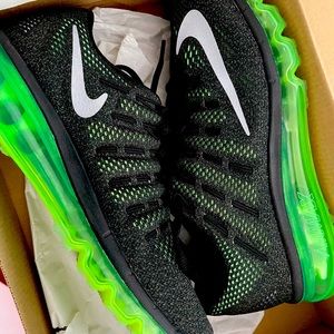 NIB NIKE AIRMAX